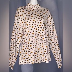 foliage turtle neck